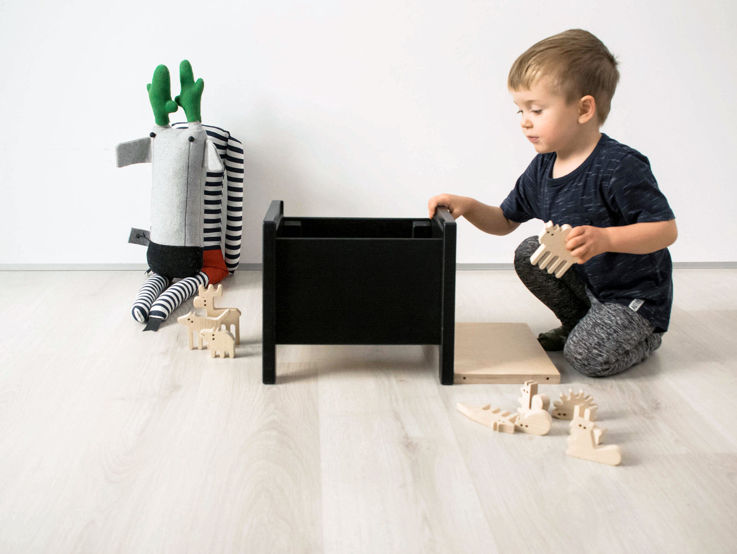 Step Stool/Chair/Toy Box - 3in1