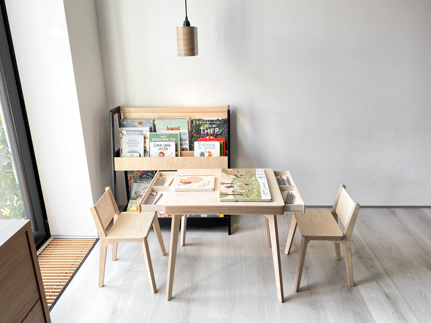 Table for TWINS - with 2 chairs and 2 drawers - for 1,5 to 8 years kids